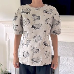 Marni, structural blouse, size 42 Italian=6 US, short puffed, dropped sleeves